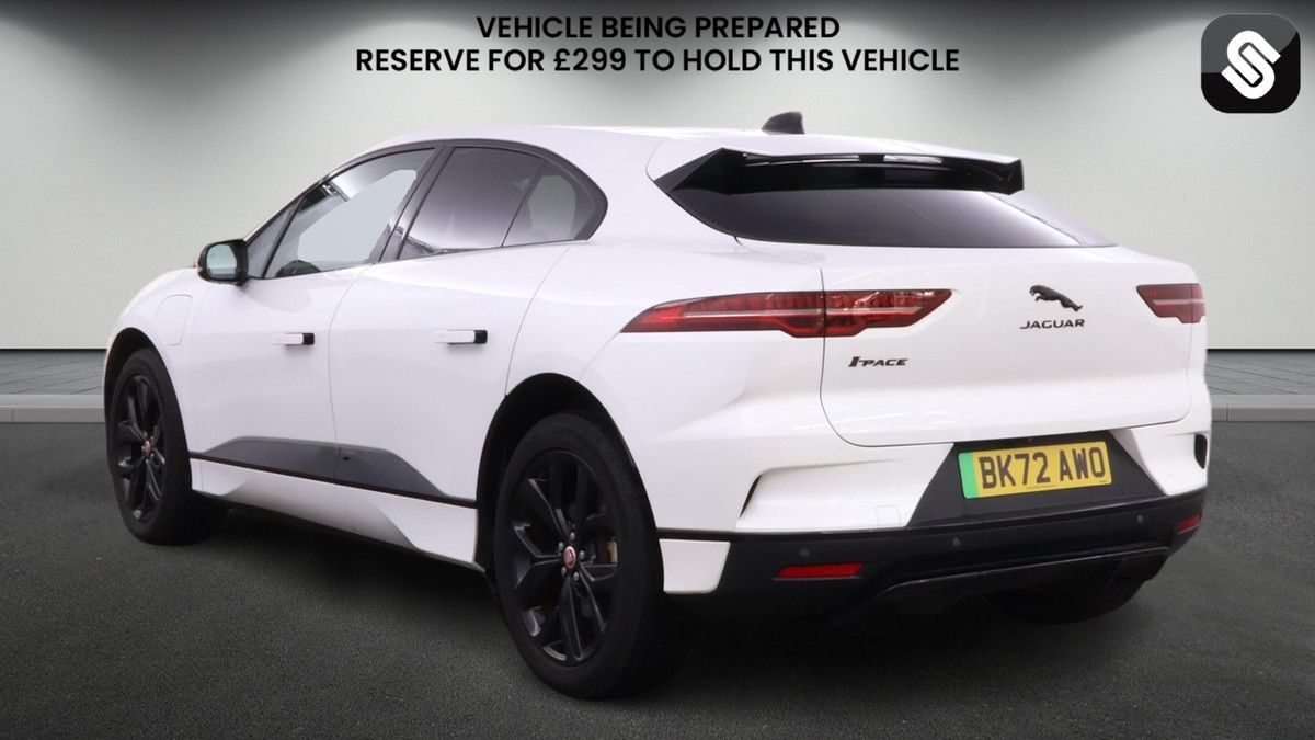 Jaguar I-PACE Image 3