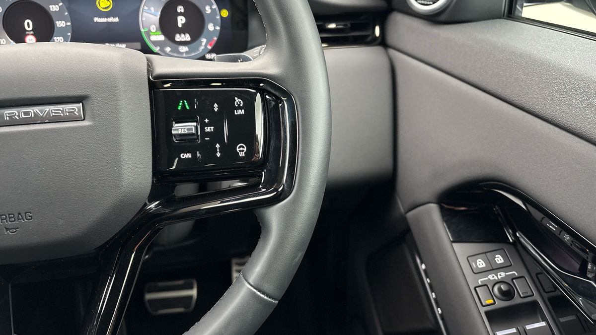 Land Rover Range Rover Evoque Image 14