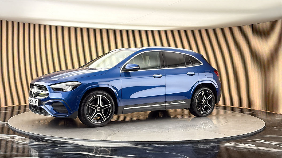 More views of Mercedes-Benz GLA