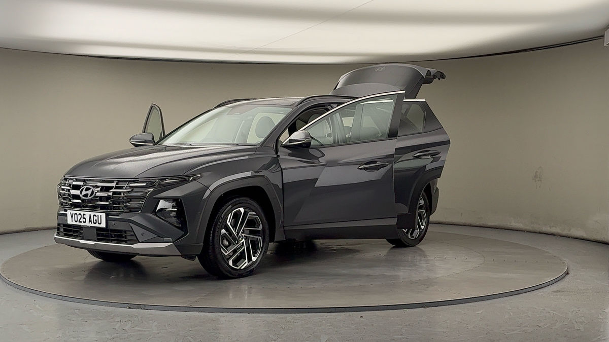 More views of Hyundai TUCSONix35