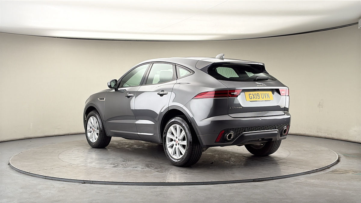 Jaguar E-PACE Image 2