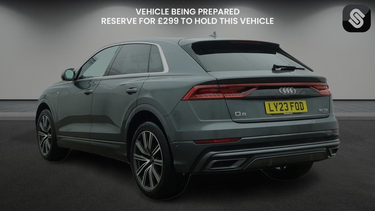 Audi Q8 Image 3