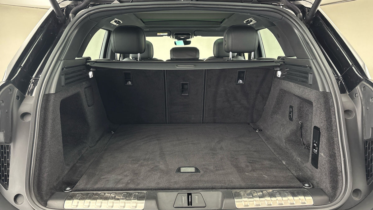 Land Rover Range Rover Sport Image 11