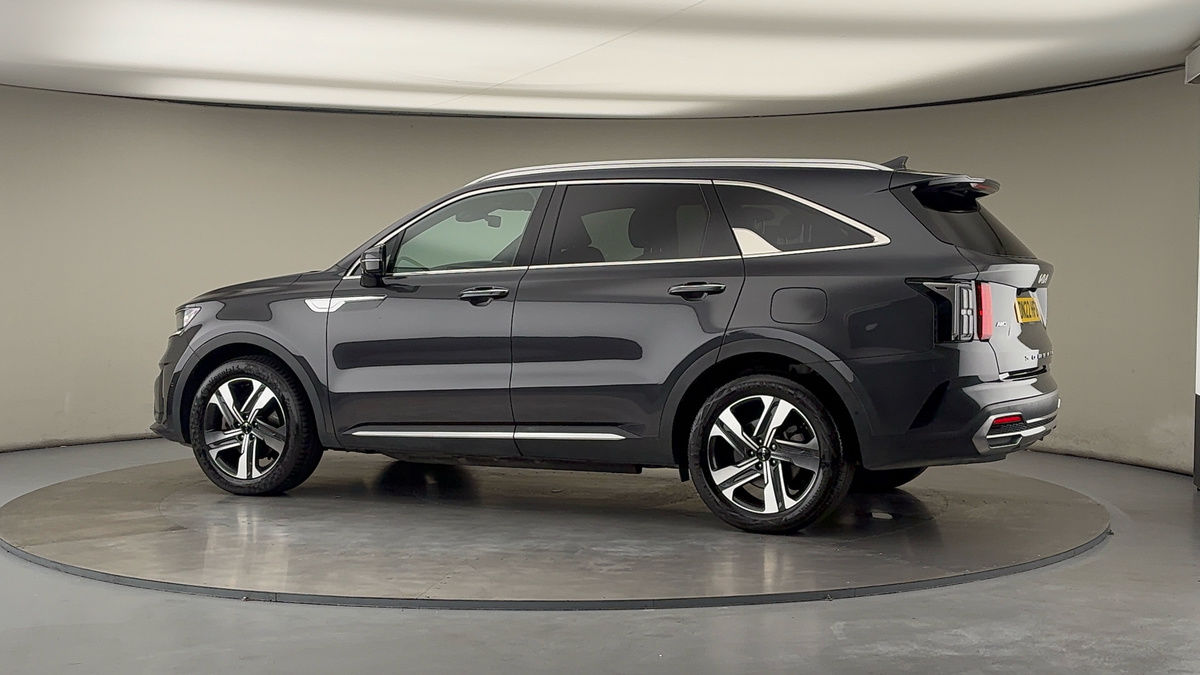 More views of Kia Sorento