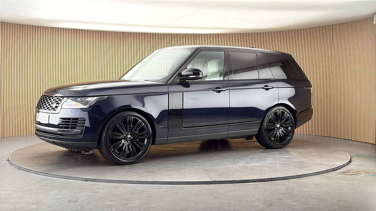 More views of Land Rover Range Rover