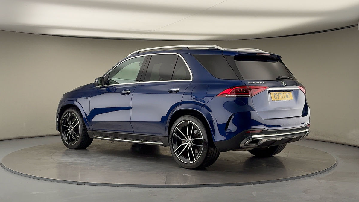 More views of Mercedes-Benz GLE