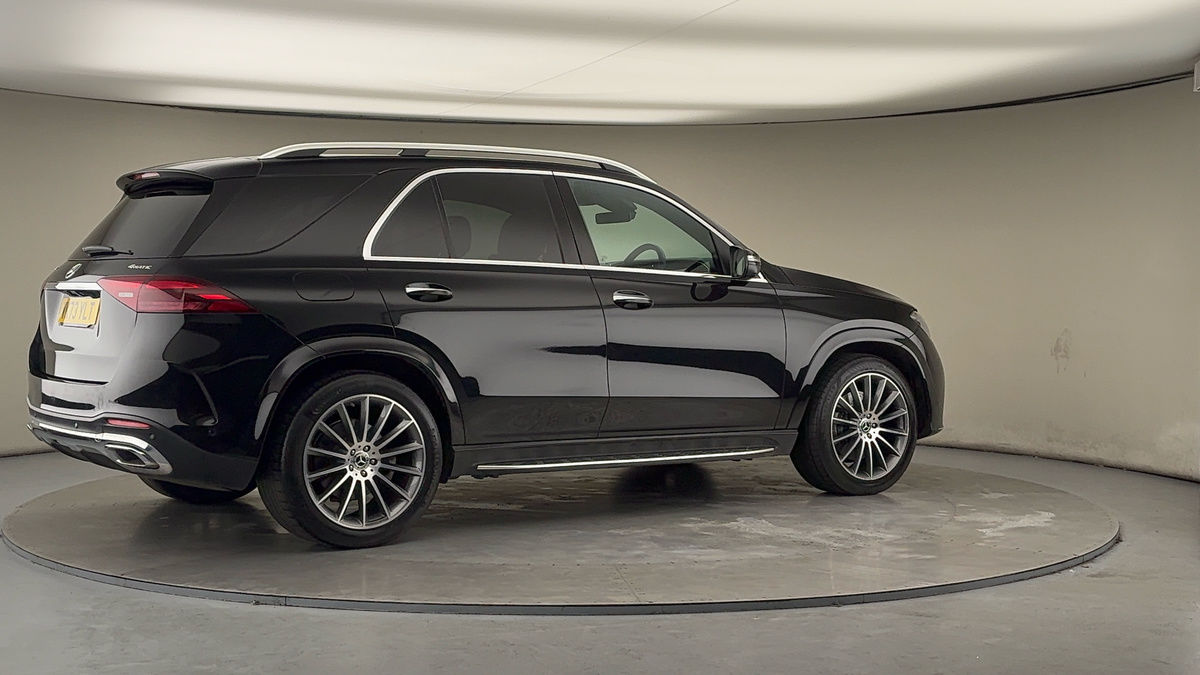 More views of Mercedes-Benz GLE