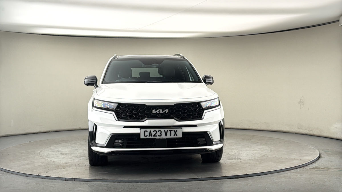 More views of Kia Sorento