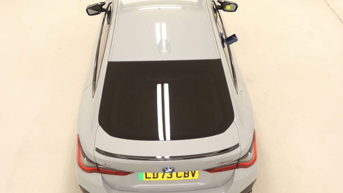BMW i4 Image 8
