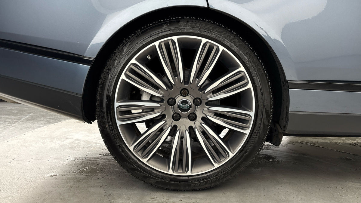 Land Rover Range Rover Image 10