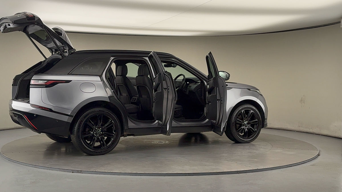 More views of Land Rover Range Rover Velar