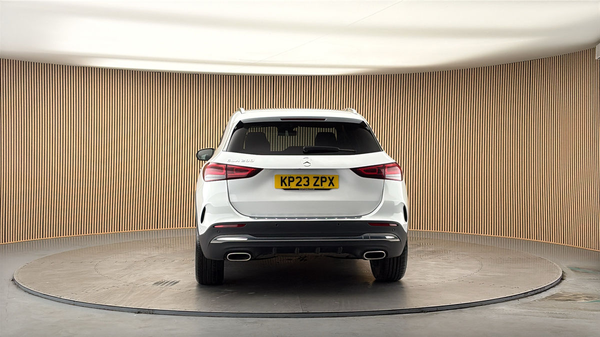 More views of Mercedes-Benz GLA