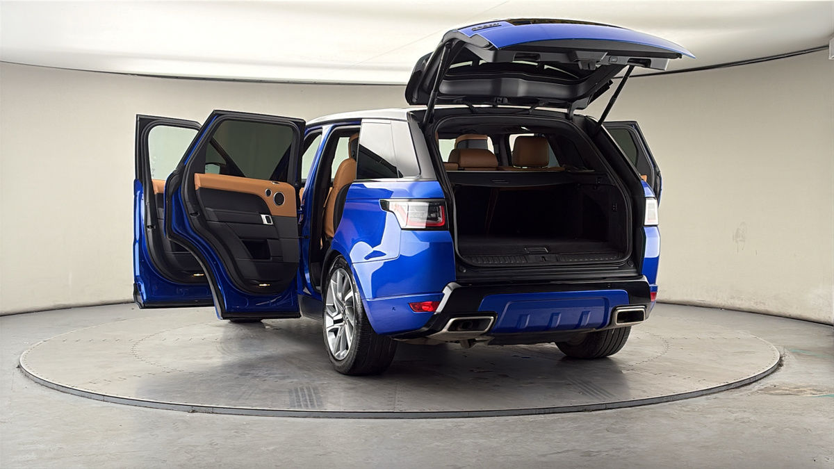 More views of Land Rover Range Rover Sport