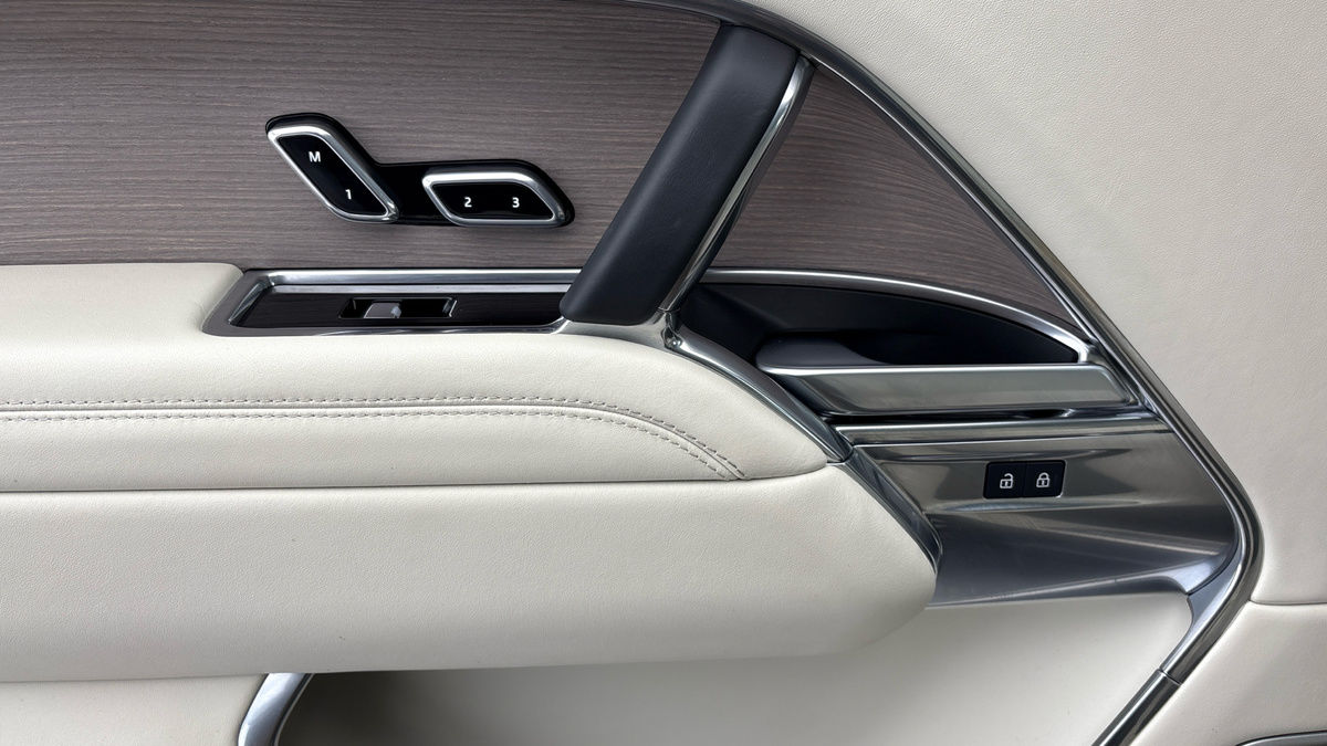 Land Rover Range Rover Image 19