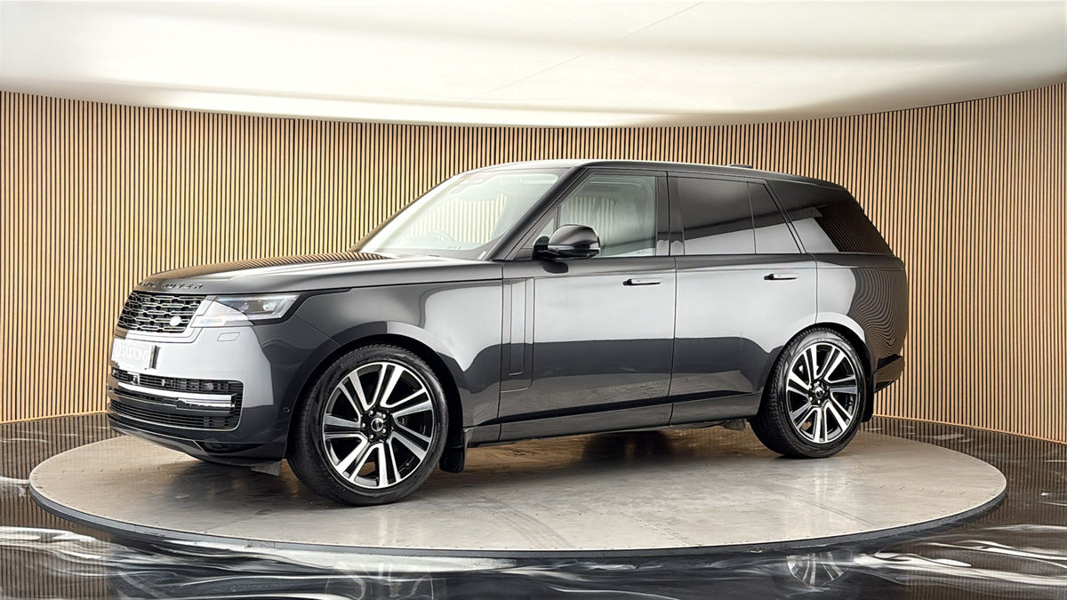 More views of Land Rover Range Rover