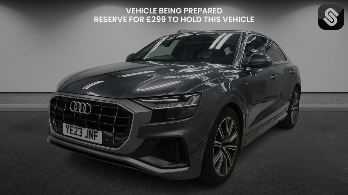 Audi Q8 Image 2