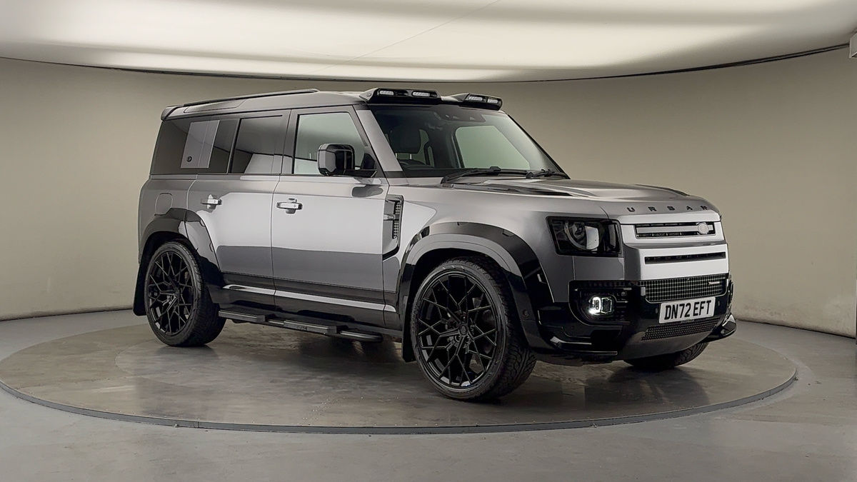 More views of Land Rover Defender 110