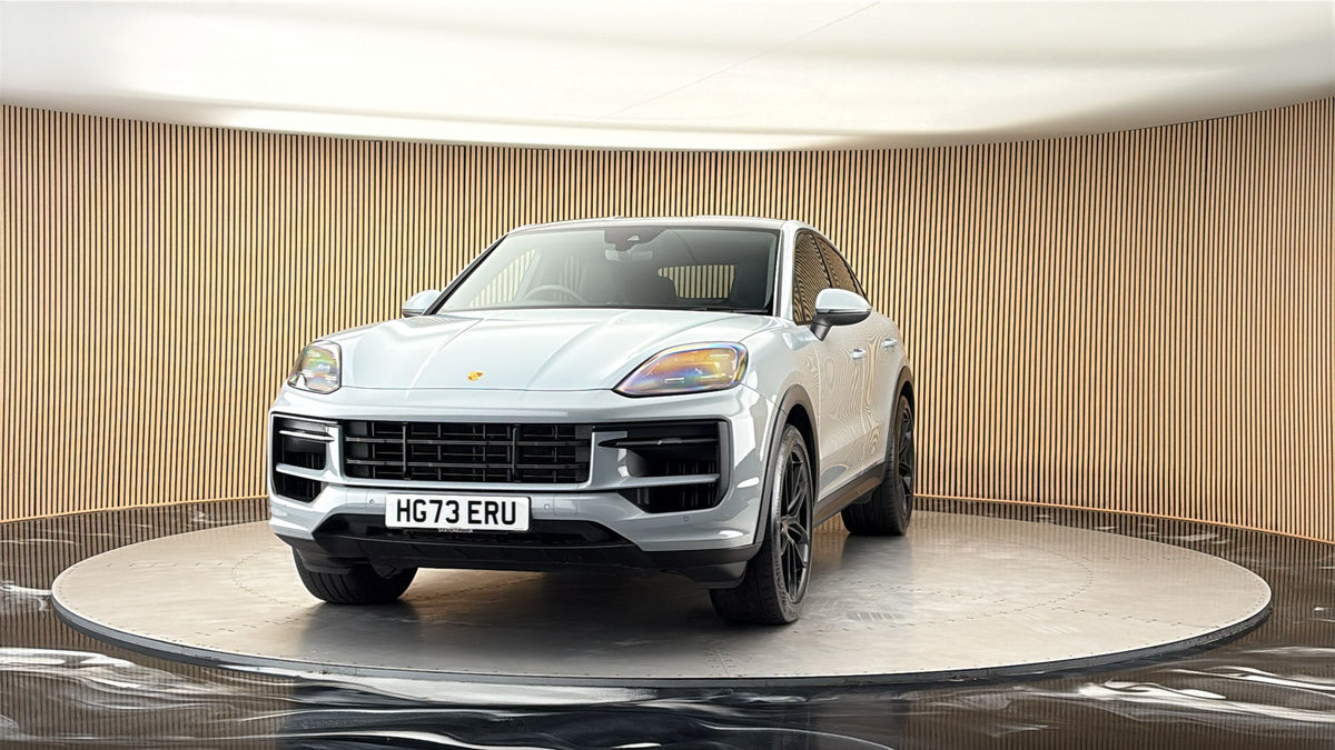 More views of Porsche Cayenne