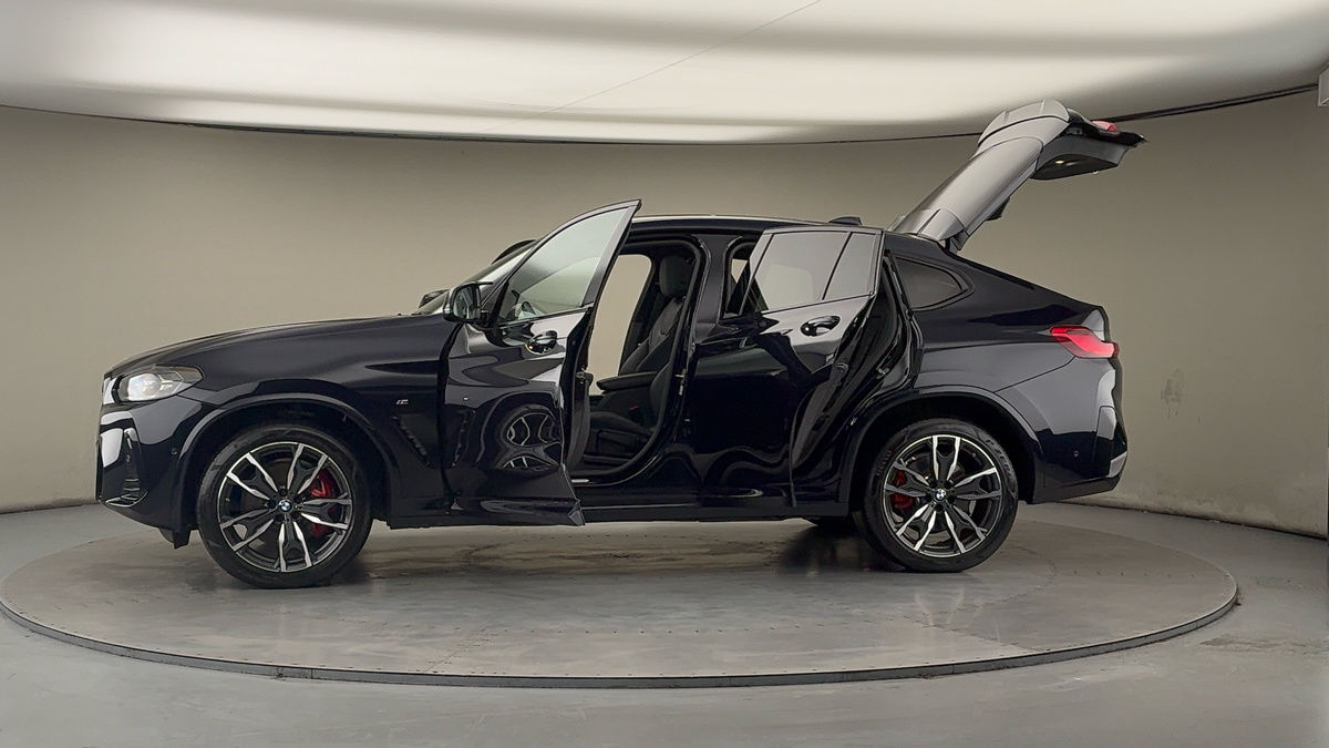 More views of BMW X4