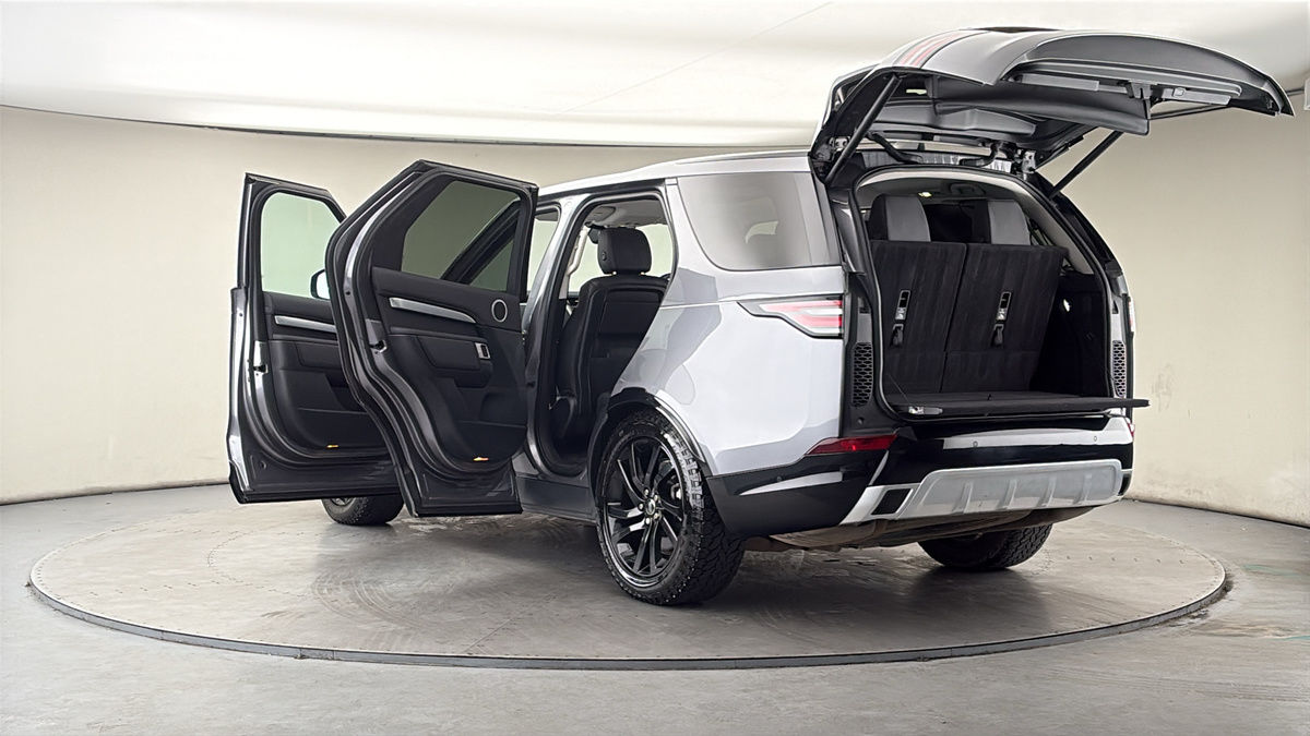 Land Rover Discovery Image 23