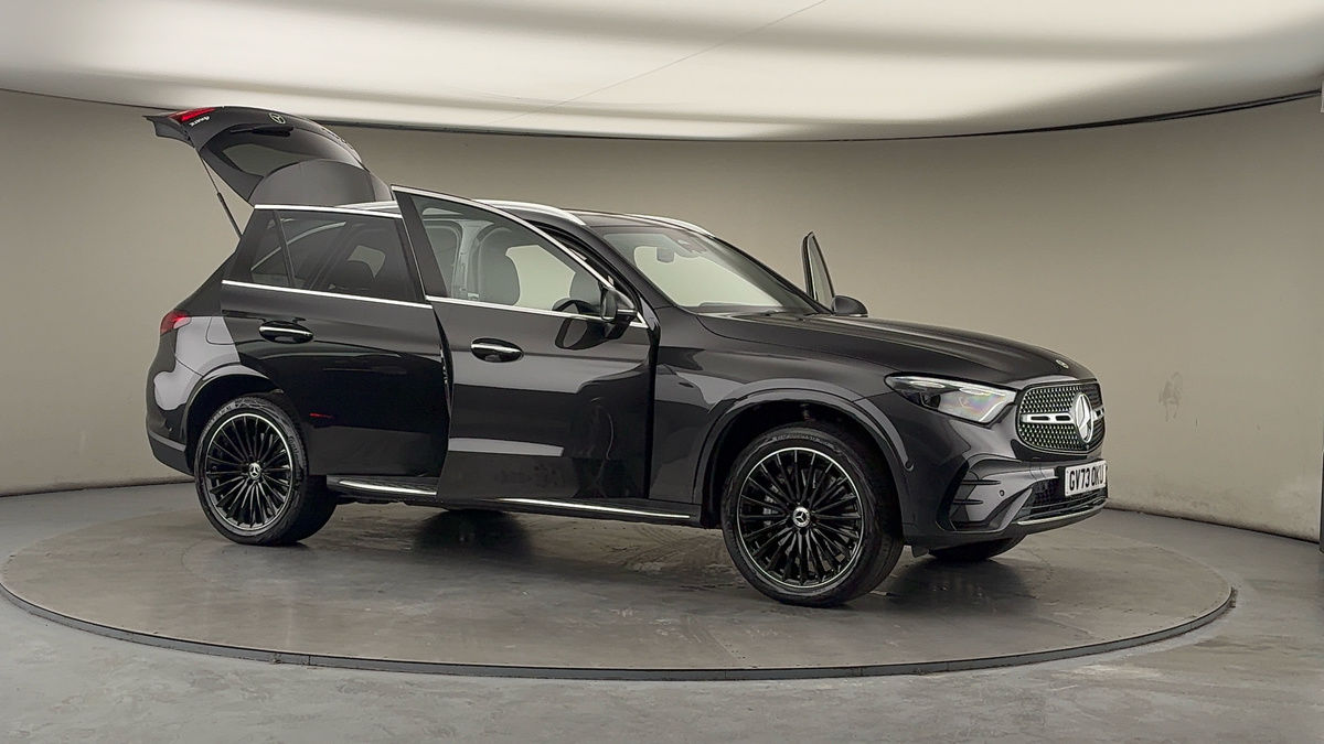 More views of Mercedes-Benz GLC