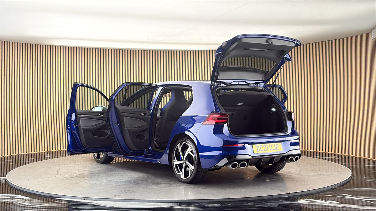Volkswagen Golf Image 23