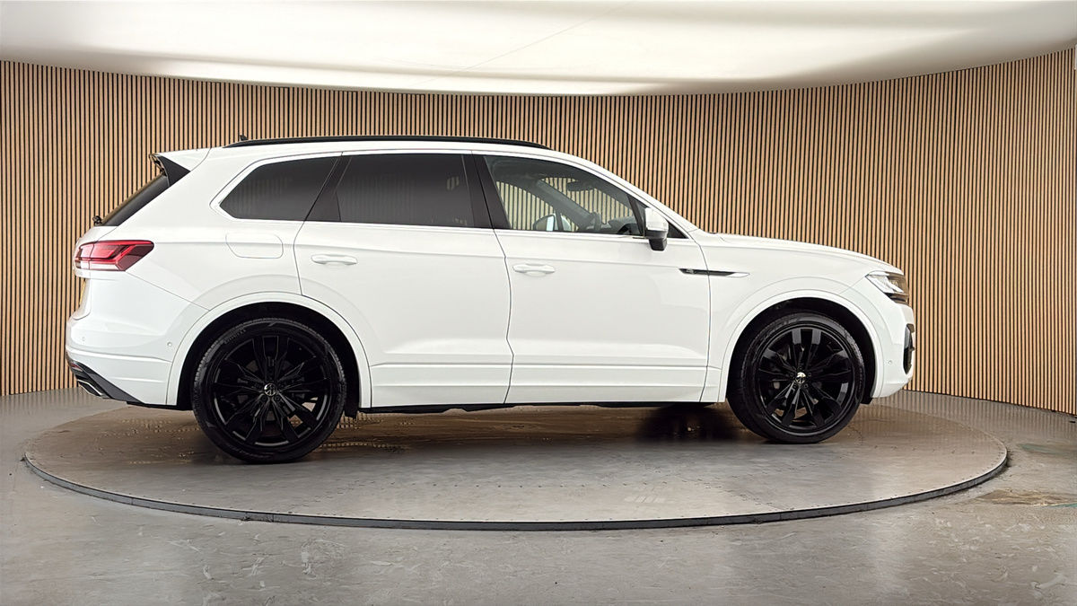 More views of Volkswagen Touareg