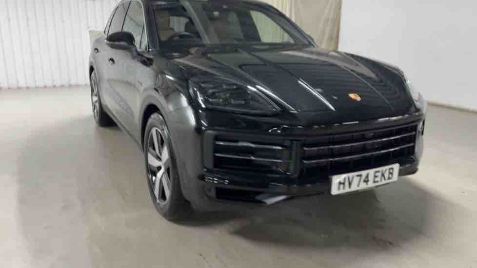 More views of Porsche Cayenne