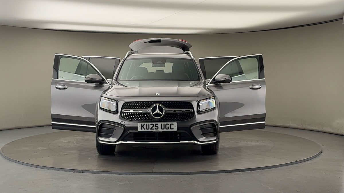 More views of Mercedes-Benz GLB