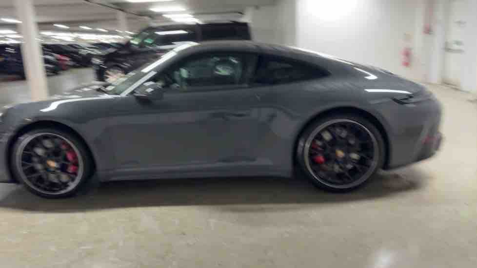 More views of Porsche 911