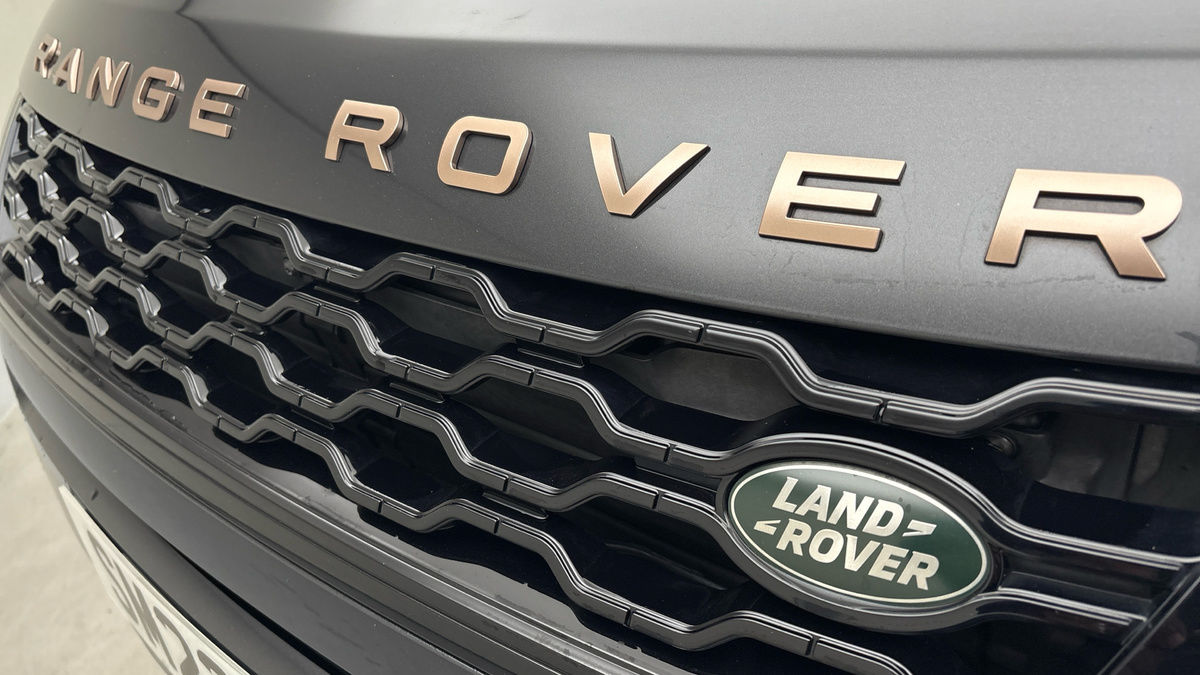 Land Rover Range Rover Evoque Image 24