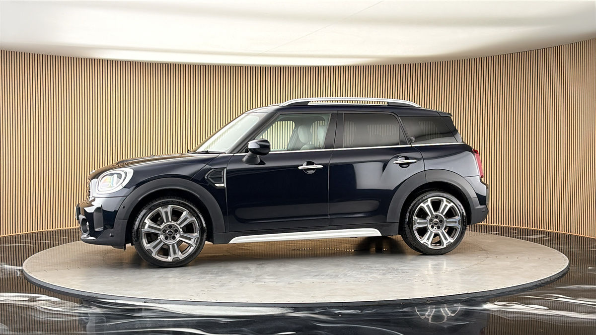 More views of MINI Countryman