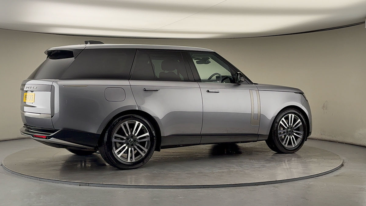 More views of Land Rover Range Rover