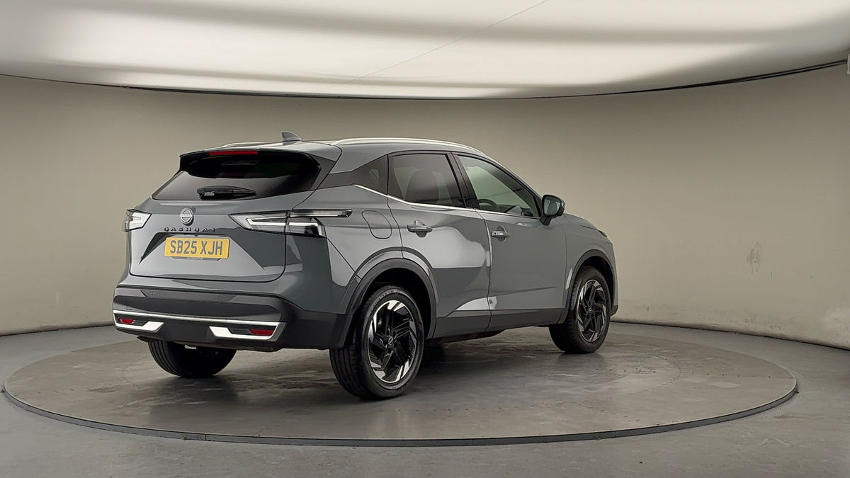 More views of Nissan Qashqai