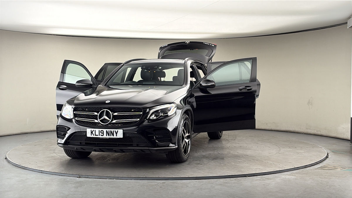 More views of Mercedes-Benz GLC
