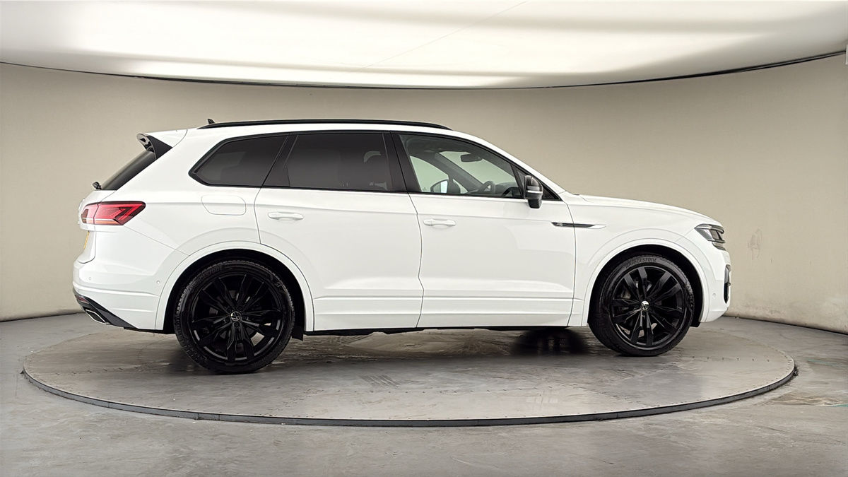 More views of Volkswagen Touareg