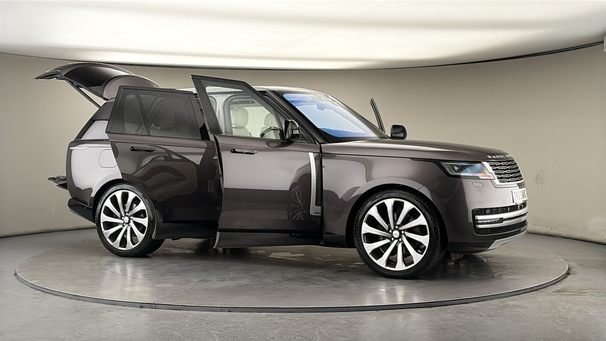 More views of Land Rover Range Rover