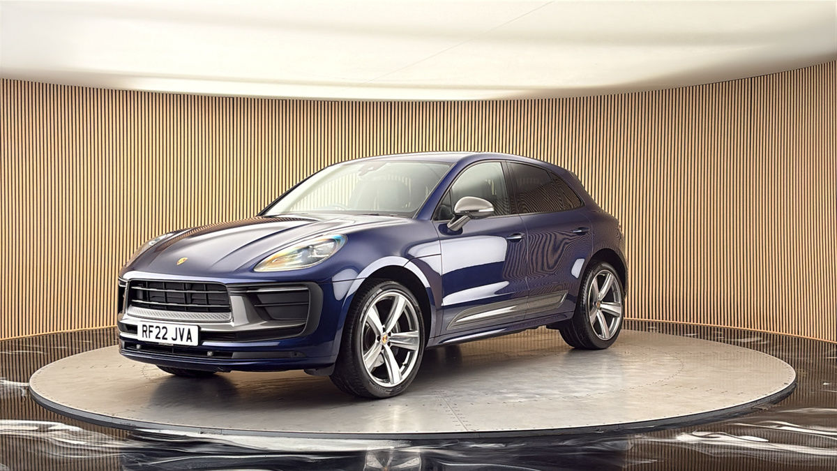 More views of Porsche Macan
