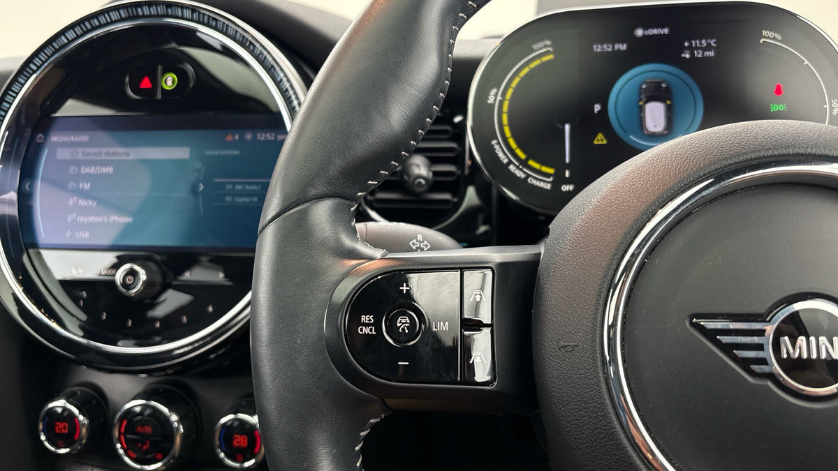 MINI Electric Hatch Image 13