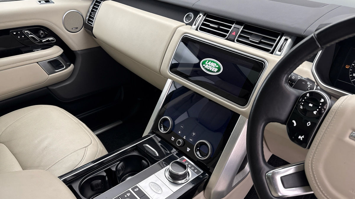Land Rover Range Rover Image 18