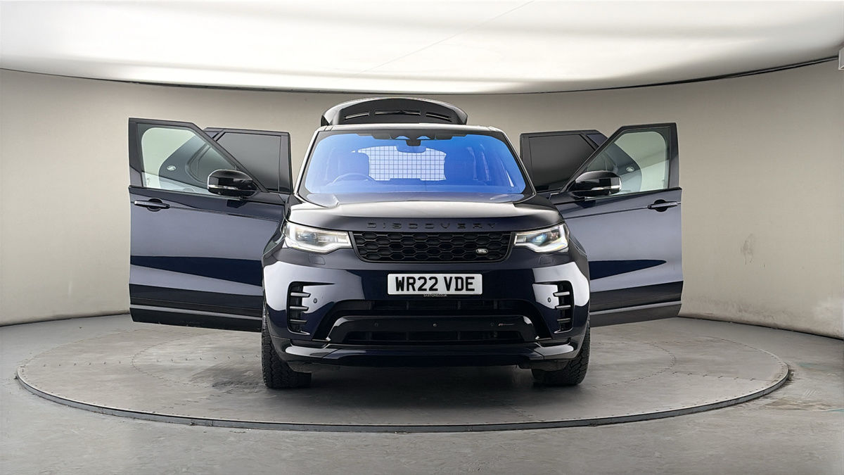 More views of Land Rover Discovery