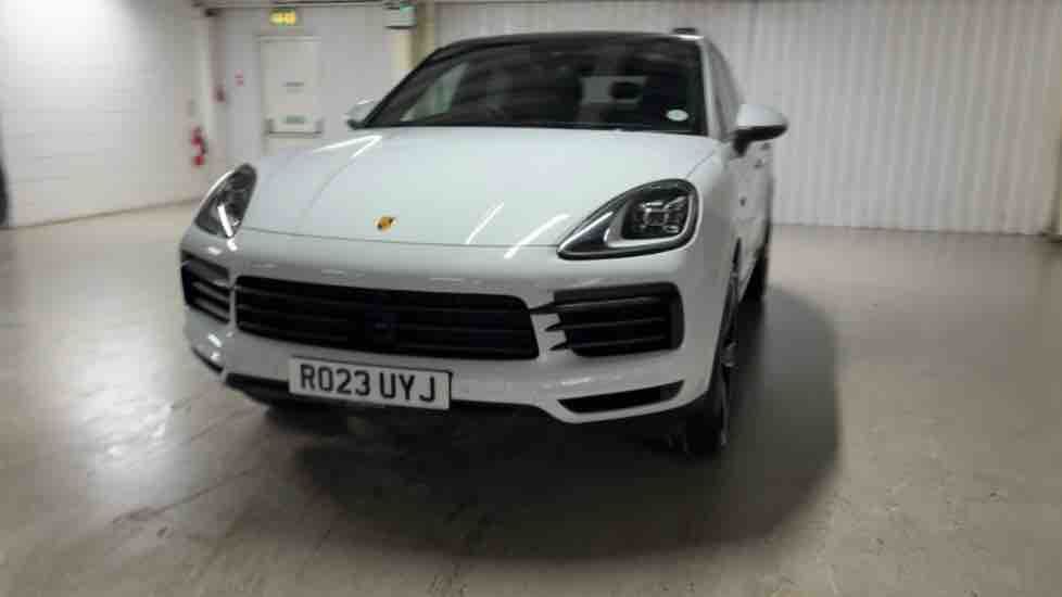 More views of Porsche Cayenne
