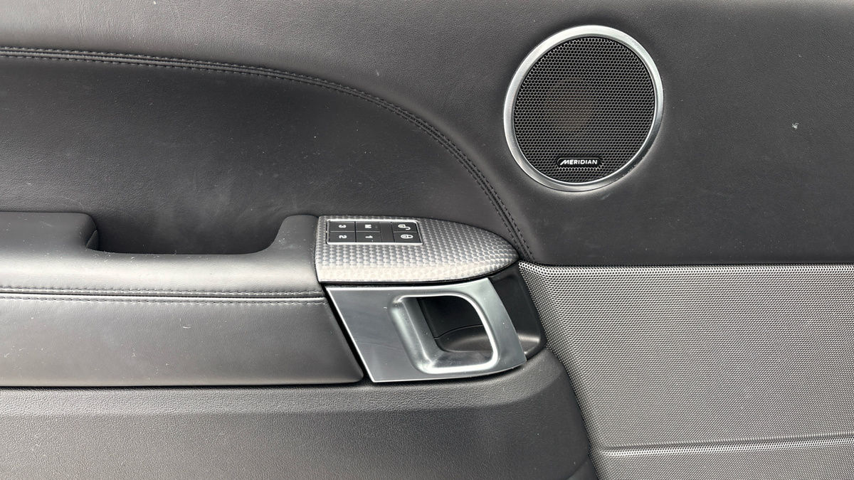 Land Rover Range Rover Sport Image 19