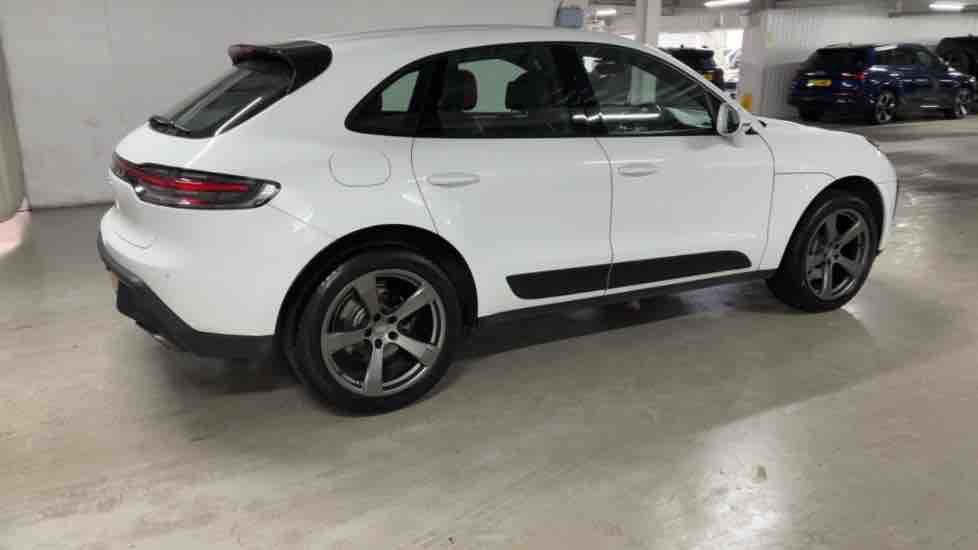 More views of Porsche Macan