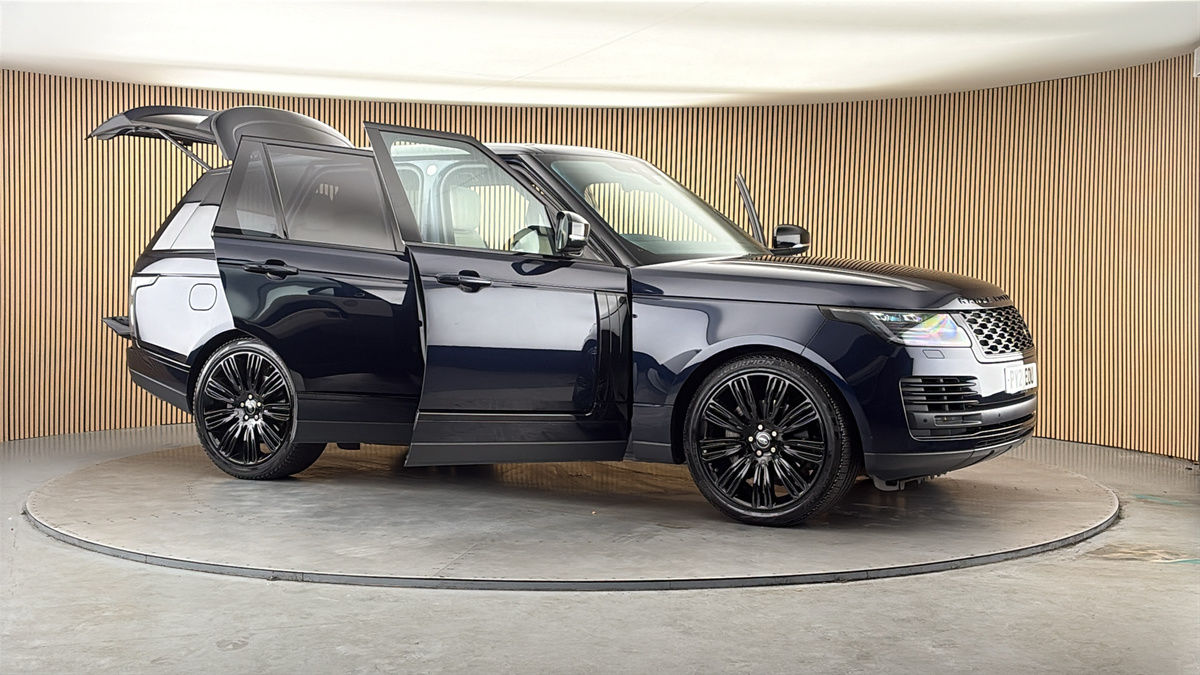 More views of Land Rover Range Rover