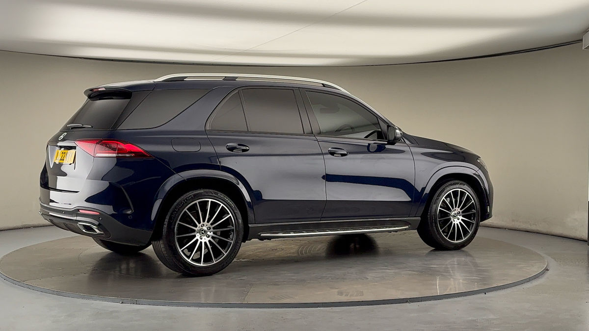 More views of Mercedes-Benz GLE