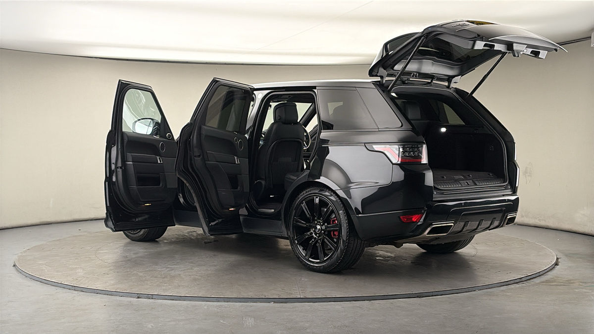 More views of Land Rover Range Rover Sport