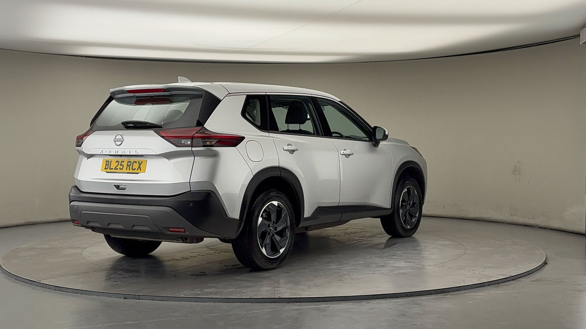 More views of Nissan X-Trail