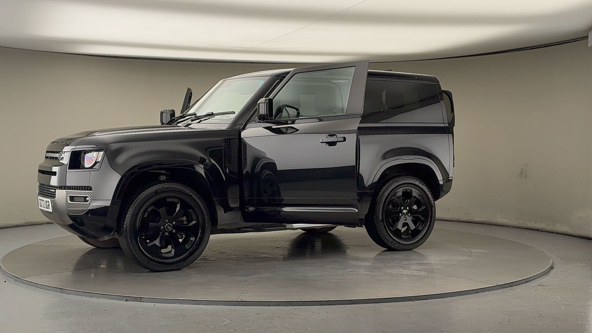 More views of Land Rover Defender 90