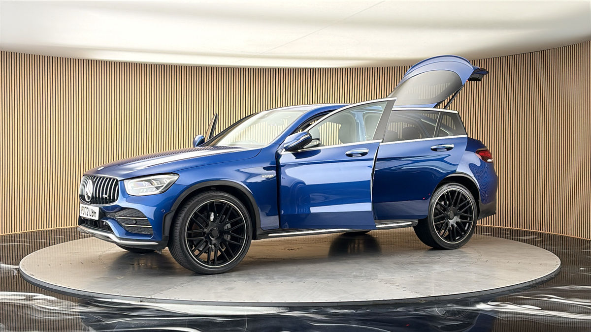 More views of Mercedes-Benz GLC